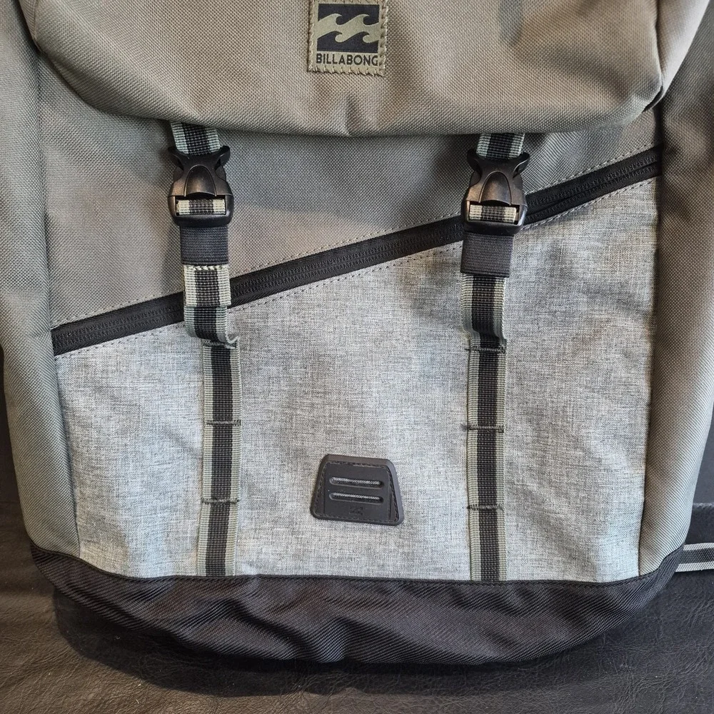 Billabong Green/Gray Track Backpack L19 Military Laptop Bookbag Multiple Zipper
